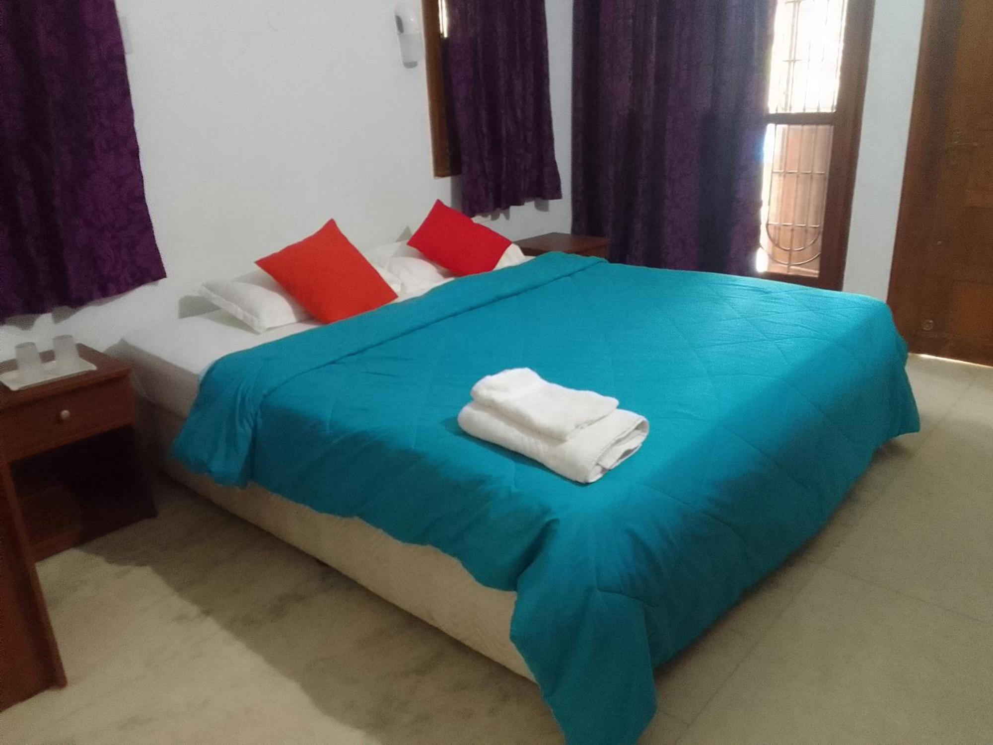Peaceful Rooms At Pande Residency Patnem Beach Kültér fotó